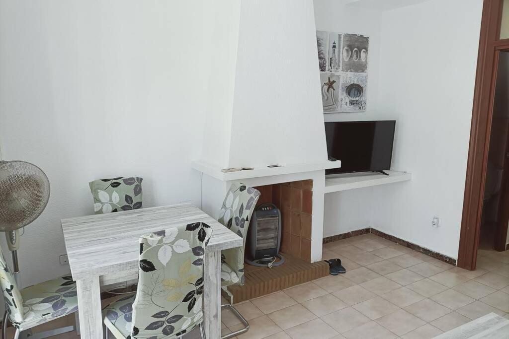 2 Bedroom Townhouse In Beautiful Gated Complex เบนิดอร์ม ภายนอก รูปภาพ