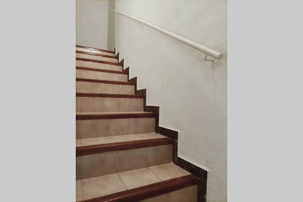 2 Bedroom Townhouse In Beautiful Gated Complex เบนิดอร์ม ภายนอก รูปภาพ